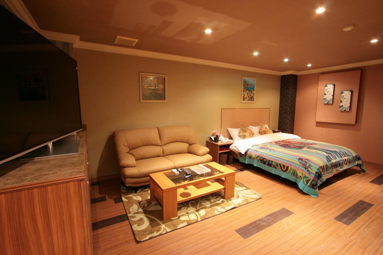 Hotel Sari Seki Inter (Adults Only) Kameyama Exterior foto
