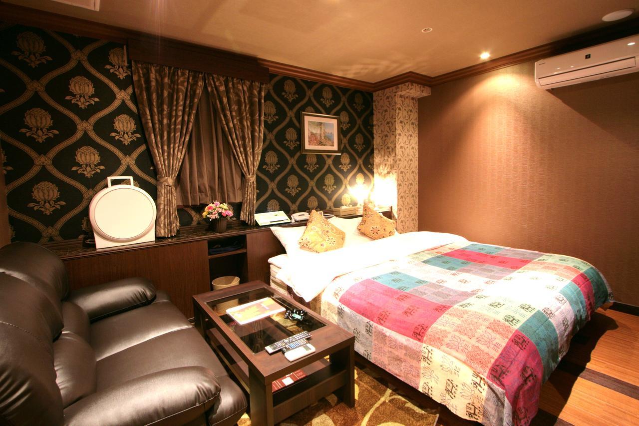 Hotel Sari Seki Inter (Adults Only) Kameyama Exterior foto