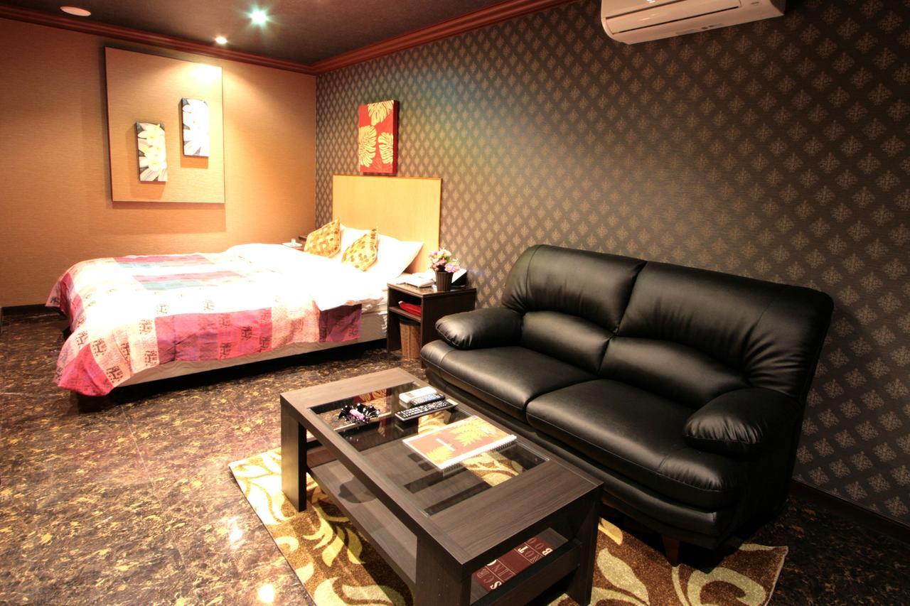 Hotel Sari Seki Inter (Adults Only) Kameyama Exterior foto